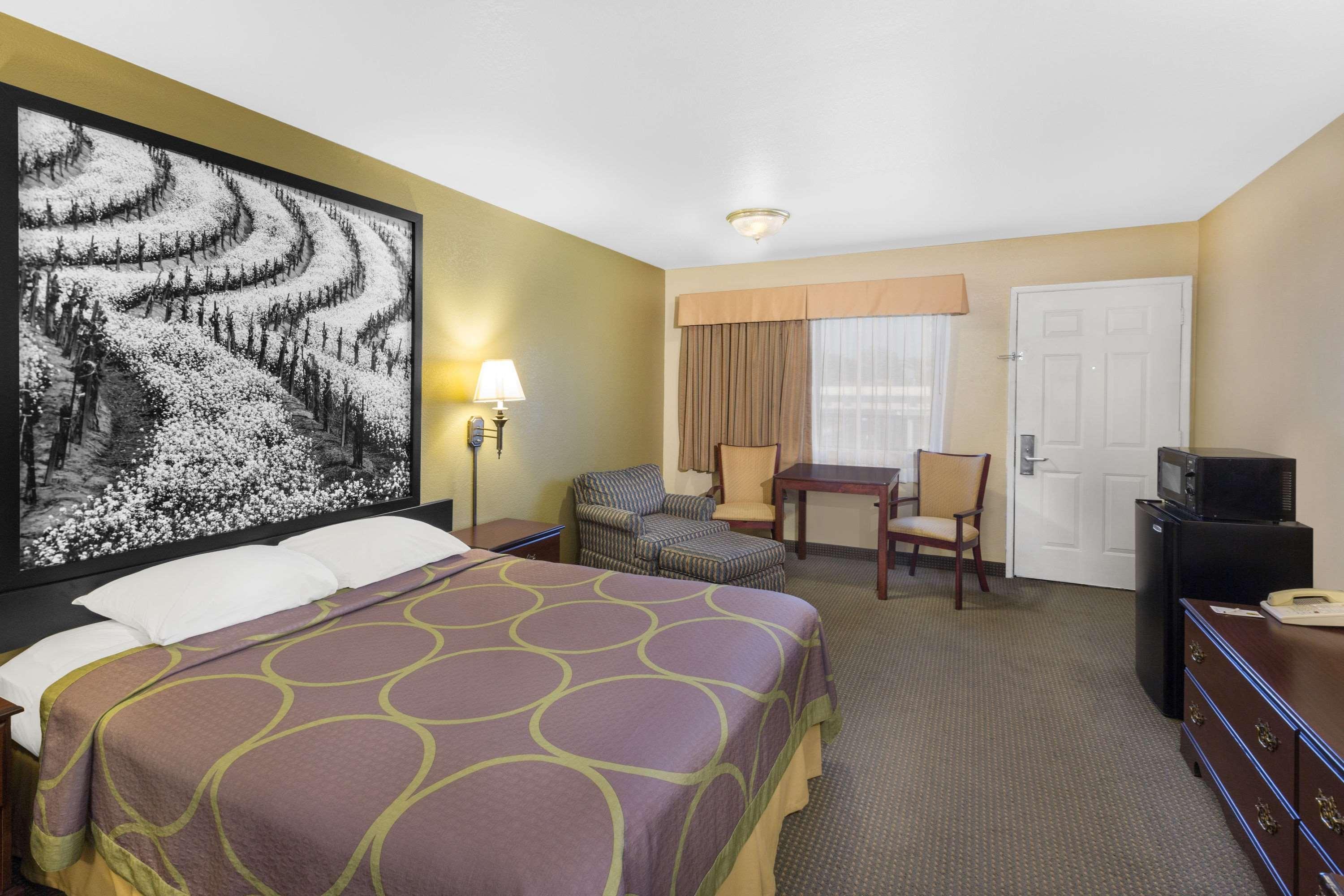 Motel Super 8 By Wyndham Corning Exterior foto